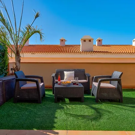 Modern With Large Terrasse, Bbq, Fast Wifi, 2 Pools *